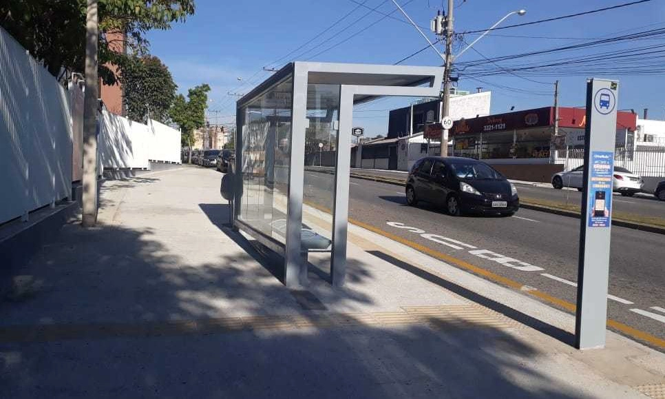 Acesso gratuito à internet está disponível em 25 abrigos do BRT em Sorocaba