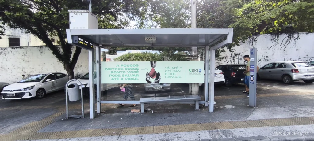 Parada convida passageiros para realizar doação de sangue